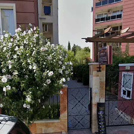 Appartement Апартамент Равда