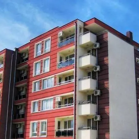 Апартамент Равда Appartement *